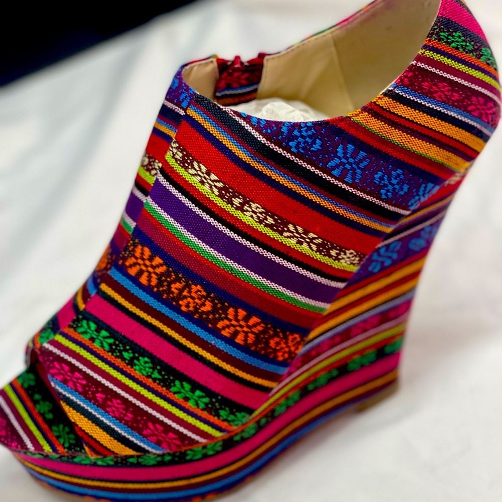 MultiColor Wedge